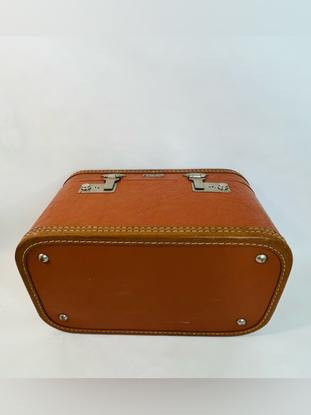Vintage Air Pak Train Case, Hardshell Vinyl Toiletry Travel Case, Petersburg VA - Picture 15 of 15